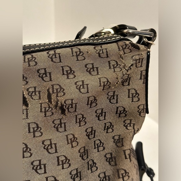 Dooney and Bourke Shoulder Bag - Picture 5 of 16